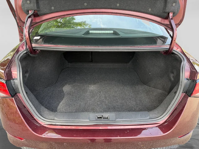 SEMINUEVOS NISSAN Sentra a Estados en autogozo