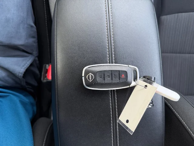 SEMINUEVOS NISSAN Sentra a Estados en autogozo