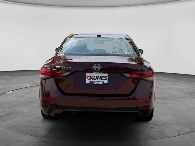 SEMINUEVOS NISSAN Sentra a Estados en autogozo