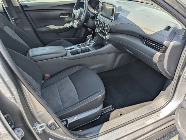 SEMINUEVOS NISSAN Sentra at Kennesaw, in Town Center Nissan