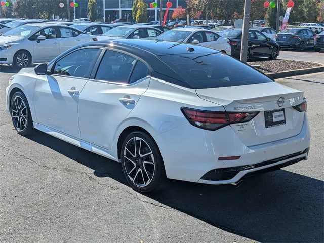SEMINUEVOS NISSAN Sentra at Kennesaw, in Town Center Nissan