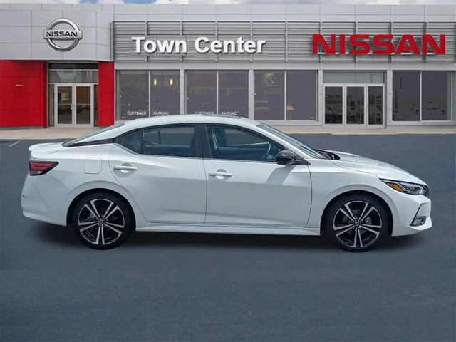 SEMINUEVOS NISSAN Sentra a Estados en autogozo