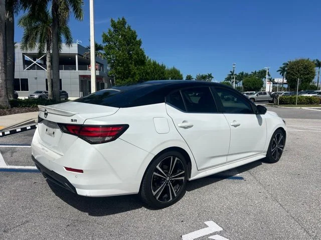 SEMINUEVOS NISSAN Sentra a Estados en autogozo