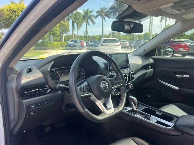 SEMINUEVOS NISSAN Sentra a Estados en autogozo