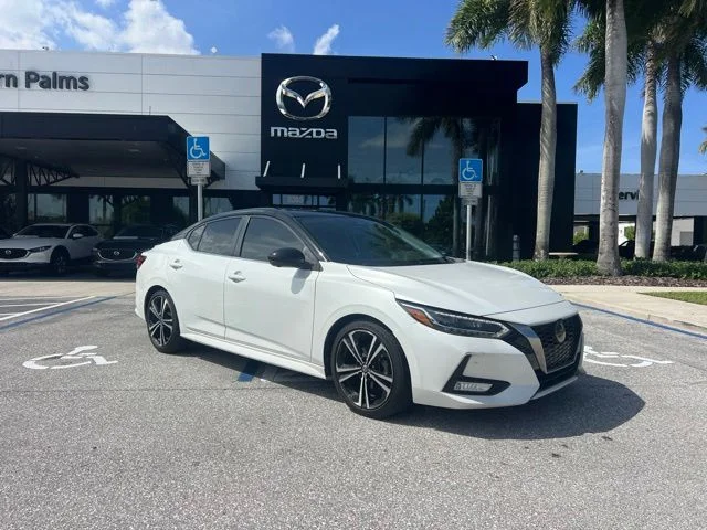 SEMINUEVOS NISSAN Sentra a Estados en autogozo