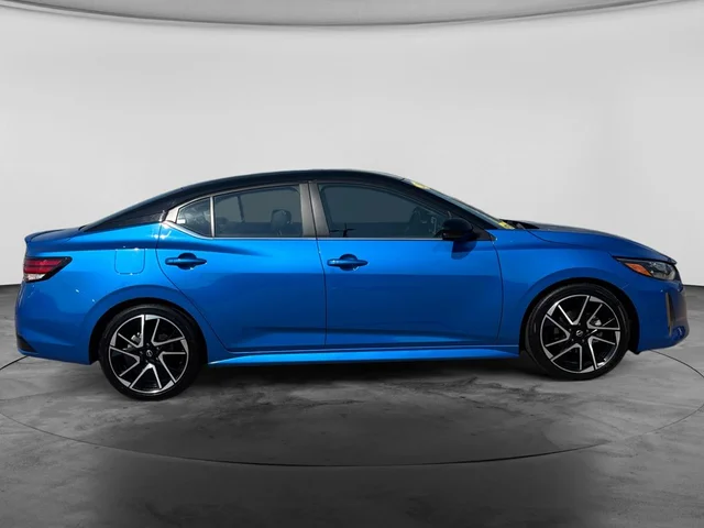 SEMINUEVOS NISSAN Sentra a Estados en autogozo