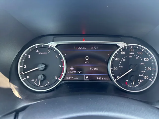 SEMINUEVOS NISSAN Sentra a Estados en autogozo