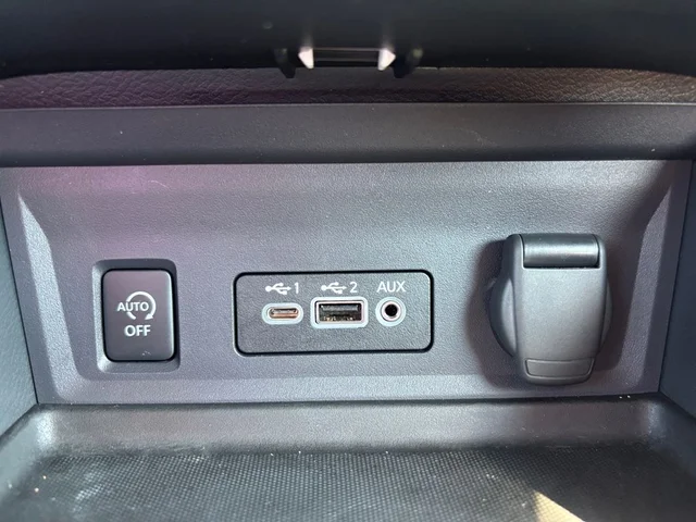 SEMINUEVOS NISSAN Sentra a Estados en autogozo