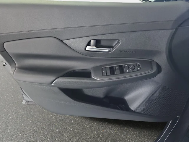 Nuevos NISSAN SENTRA à Estados chez autogozo