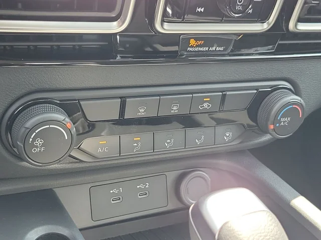 Nuevos NISSAN SENTRA à Estados chez autogozo