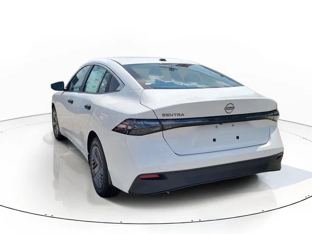 Nuevos NISSAN SENTRA à Estados chez autogozo