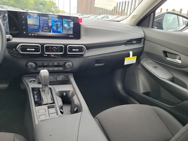 Nuevos NISSAN SENTRA à Estados chez autogozo