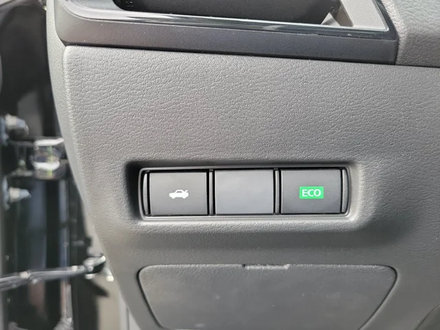 Nuevos NISSAN SENTRA à Estados chez autogozo