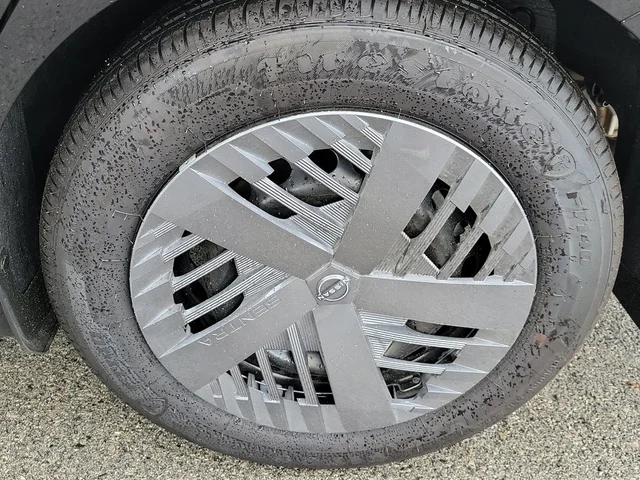 Nuevos NISSAN SENTRA à Estados chez autogozo