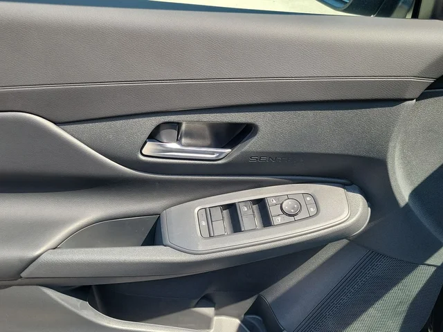 Nuevos NISSAN SENTRA à Estados chez autogozo