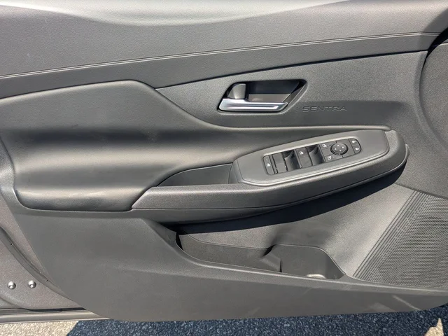 Nuevos NISSAN SENTRA à Estados chez autogozo