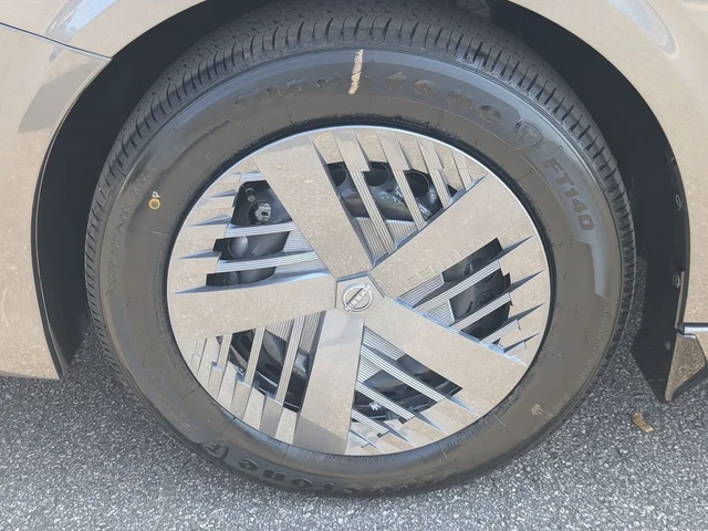 Nuevos NISSAN SENTRA à Estados chez autogozo