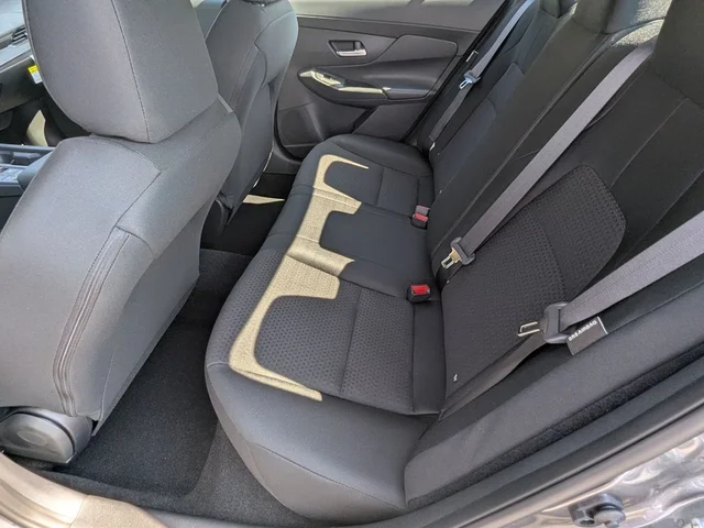 Nuevos NISSAN SENTRA à Estados chez autogozo