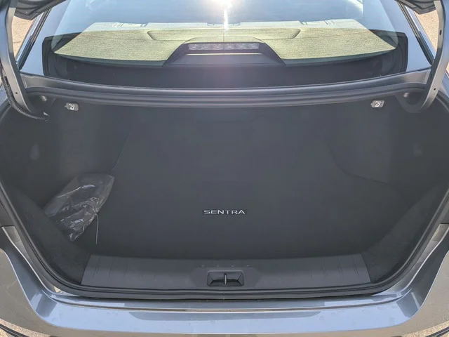 Nuevos NISSAN SENTRA à Estados chez autogozo