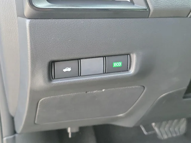 Nuevos NISSAN SENTRA à Estados chez autogozo
