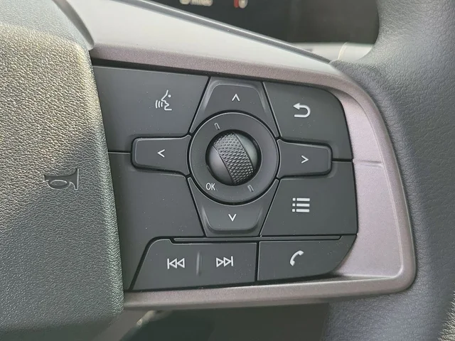 Nuevos NISSAN SENTRA à Estados chez autogozo