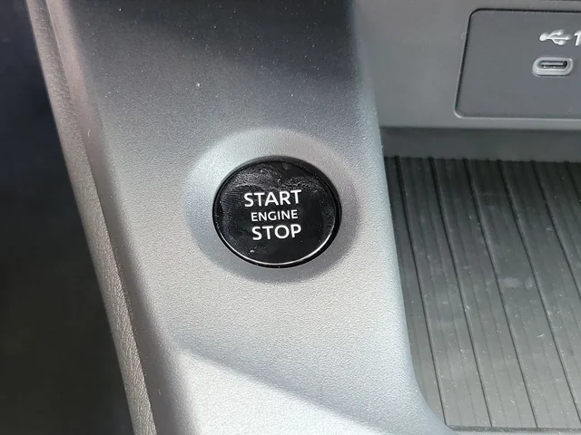 Nuevos NISSAN SENTRA à Estados chez autogozo