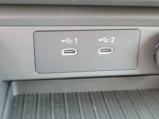 Nuevos NISSAN SENTRA à Estados chez autogozo