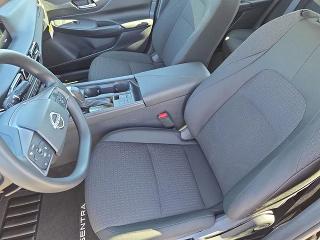 Nuevos NISSAN SENTRA à Estados chez autogozo