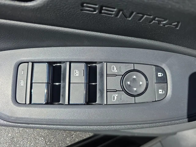 Nuevos NISSAN SENTRA à Estados chez autogozo