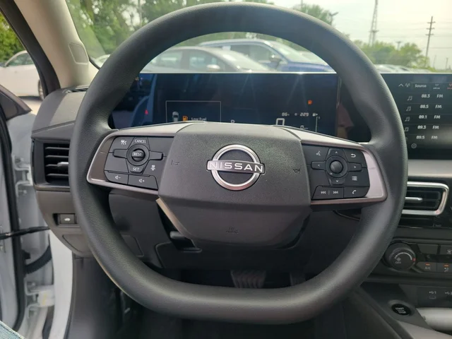 Nuevos NISSAN SENTRA à Estados chez autogozo
