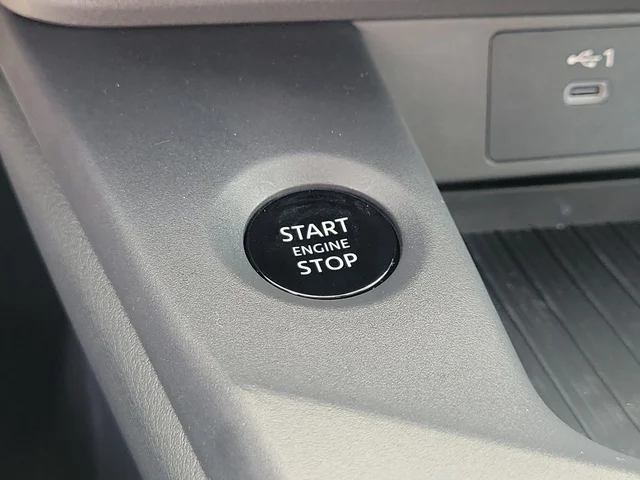 Nuevos NISSAN SENTRA à Estados chez autogozo
