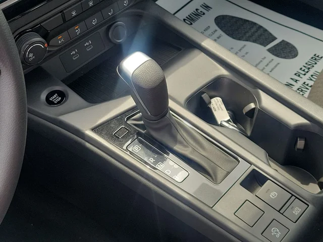 Nuevos NISSAN SENTRA à Estados chez autogozo