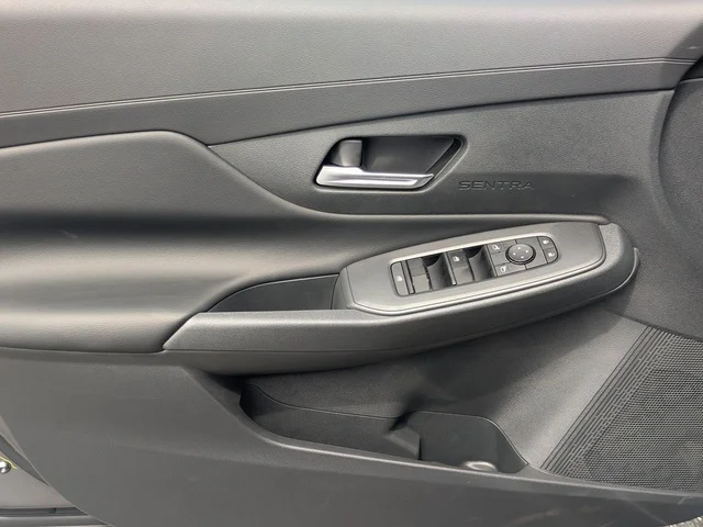 Nuevos NISSAN SENTRA à Estados chez autogozo