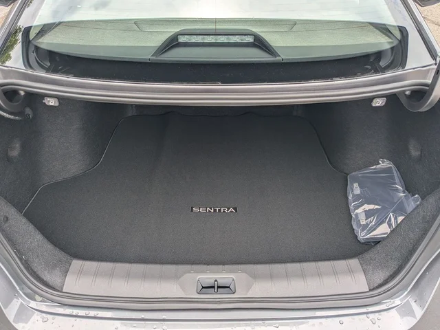 Nuevos NISSAN SENTRA à Estados chez autogozo