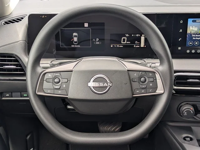 Nuevos NISSAN SENTRA à Estados chez autogozo