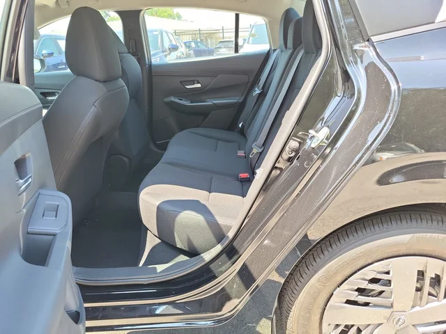 Nuevos NISSAN SENTRA à Estados chez autogozo