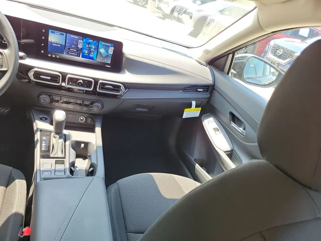 Nuevos NISSAN SENTRA à Estados chez autogozo