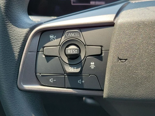 Nuevos NISSAN SENTRA à Estados chez autogozo