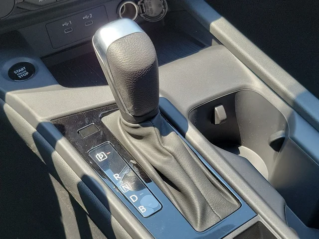 Nuevos NISSAN SENTRA à Estados chez autogozo