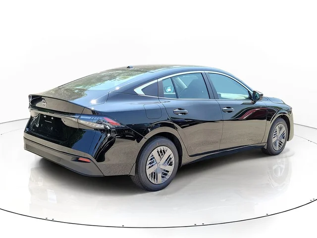 Nuevos NISSAN SENTRA à Estados chez autogozo