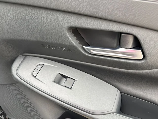 Nuevos NISSAN SENTRA à Estados chez autogozo