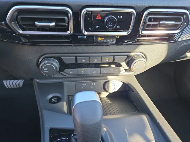Nuevos NISSAN SENTRA à Estados chez autogozo