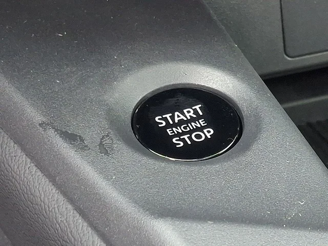 Nuevos NISSAN SENTRA à Estados chez autogozo