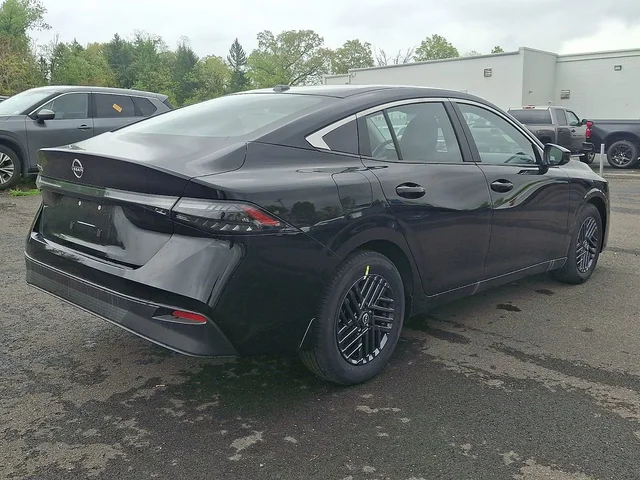 Nuevos NISSAN SENTRA à Estados chez autogozo