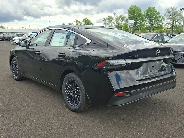 Nuevos NISSAN SENTRA à Estados chez autogozo