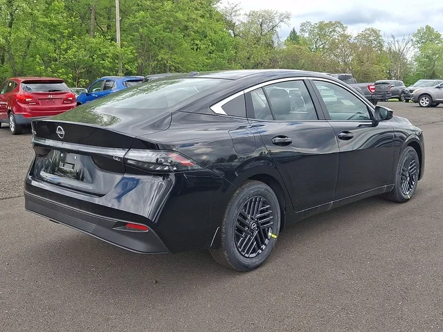 Nuevos NISSAN SENTRA à Estados chez autogozo