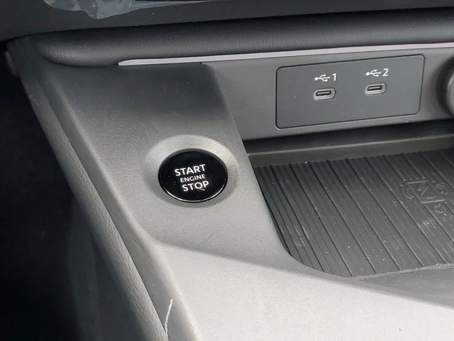 Nuevos NISSAN SENTRA à Estados chez autogozo