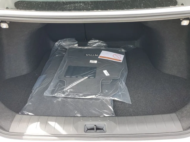 Nuevos NISSAN SENTRA à Estados chez autogozo