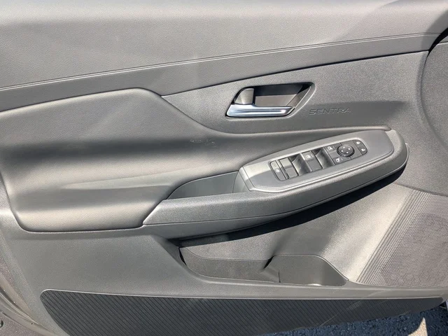 Nuevos NISSAN SENTRA à Estados chez autogozo