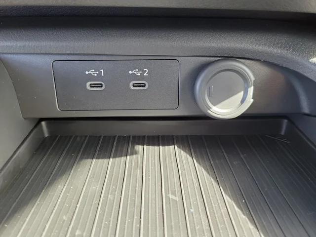 Nuevos NISSAN SENTRA à Estados chez autogozo